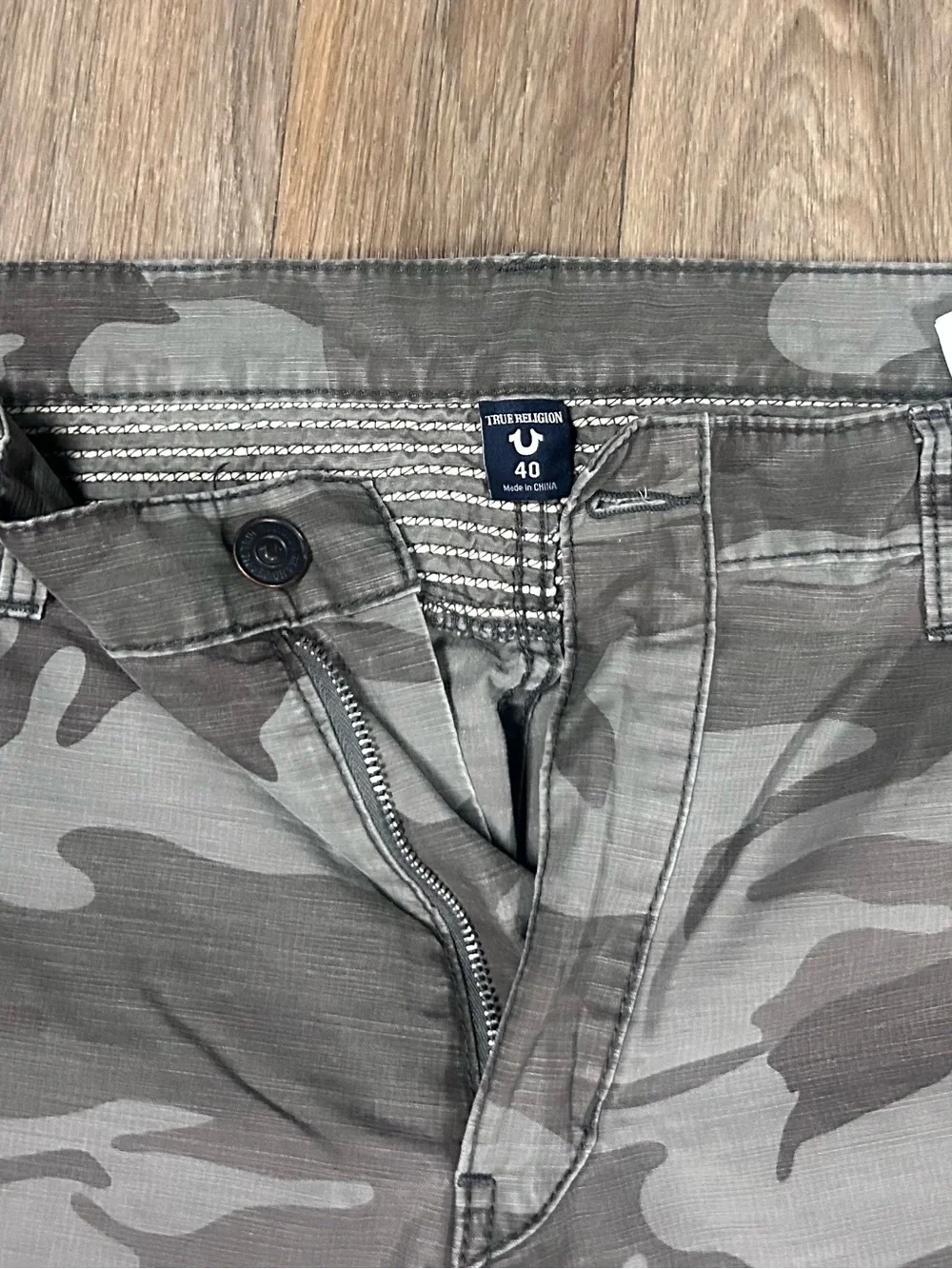 True Religion Geno Moto Pants Mens 40 Camo Ripstop Relaxed Slim Biker Military